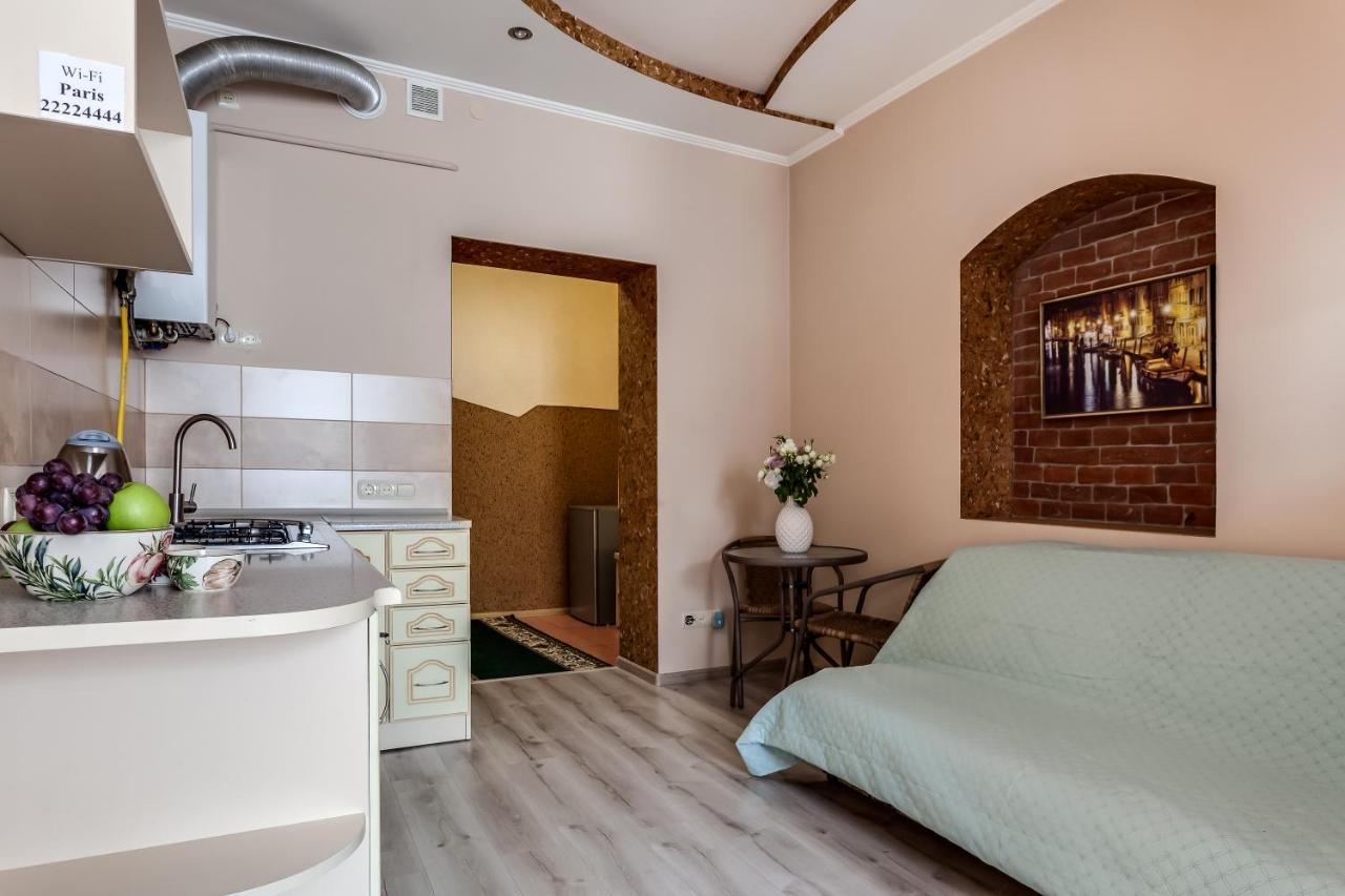 Style Apartments In Old Lviv Luaran gambar